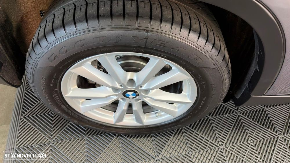 BMW X5 25 d sDrive Comfort 7L - 14
