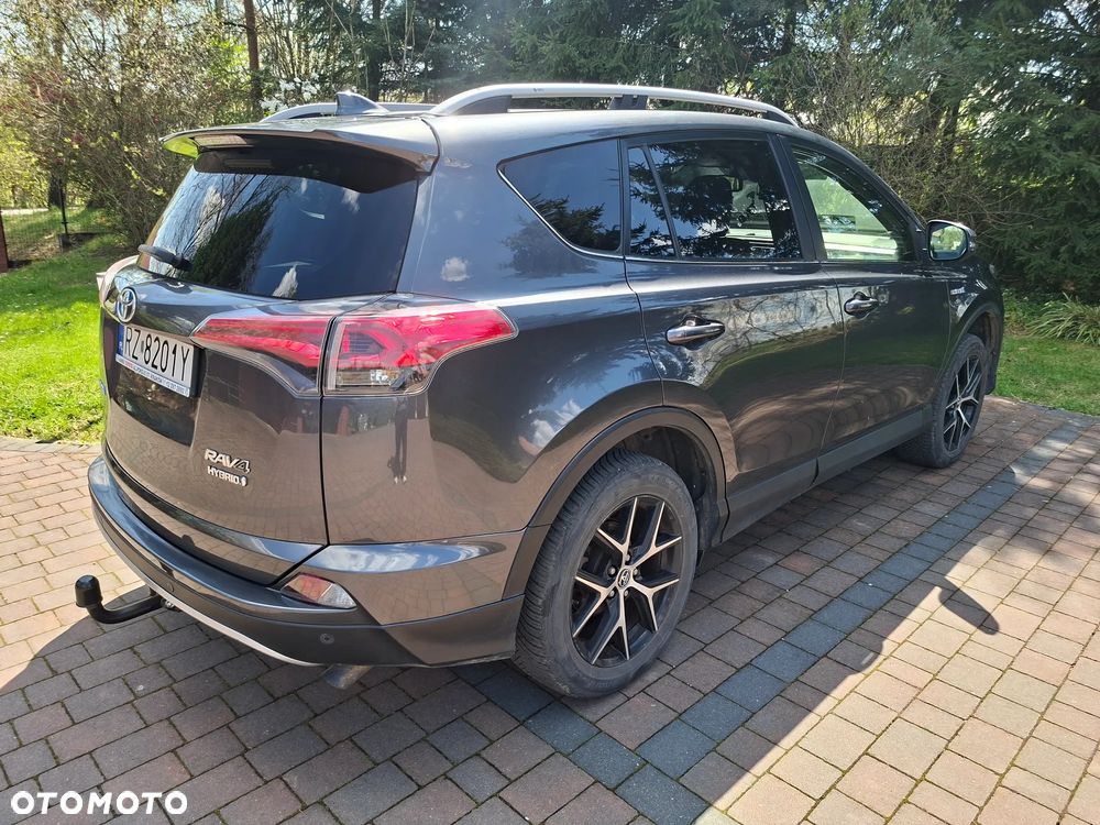 Toyota RAV4 Hybrid Selection 4x4 - 7