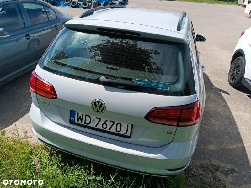 Volkswagen Golf 1.6 TDI BMT Comfortline - 4