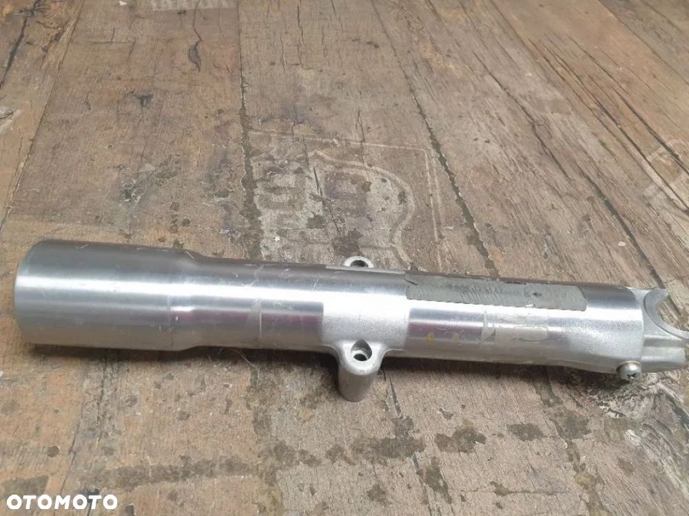 Goleń prawy Harley Davidson Softail Fat Boy 45915-08A - 4