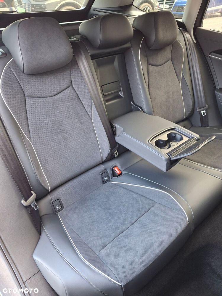 Volkswagen Passat - 20