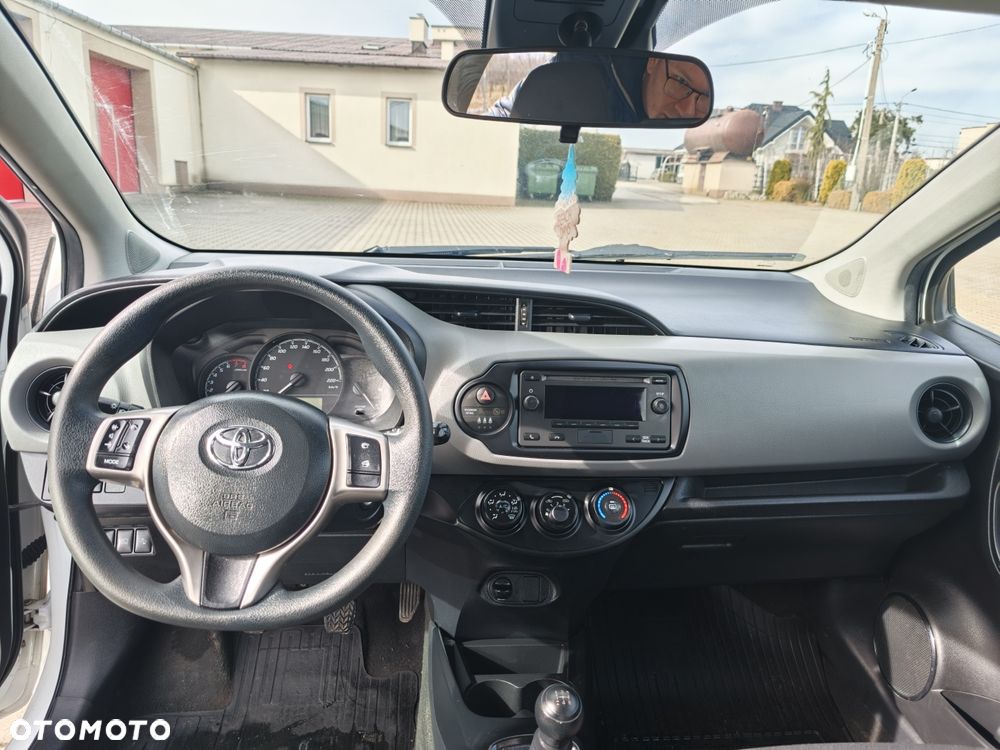 Toyota Yaris - 6