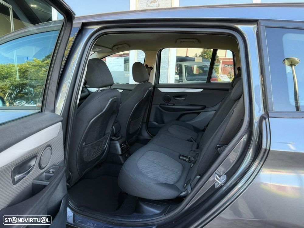 BMW 216 Gran Tourer d 7L Advantage - 25
