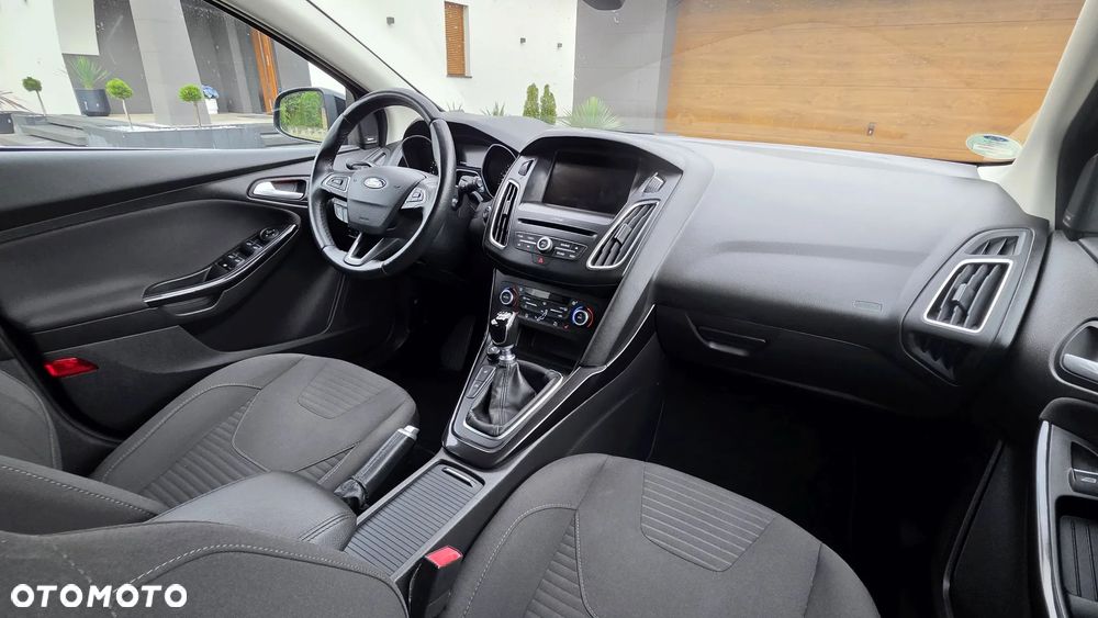 Ford Focus 1.5 EcoBoost STart-Stopp-System TITANIUM - 33