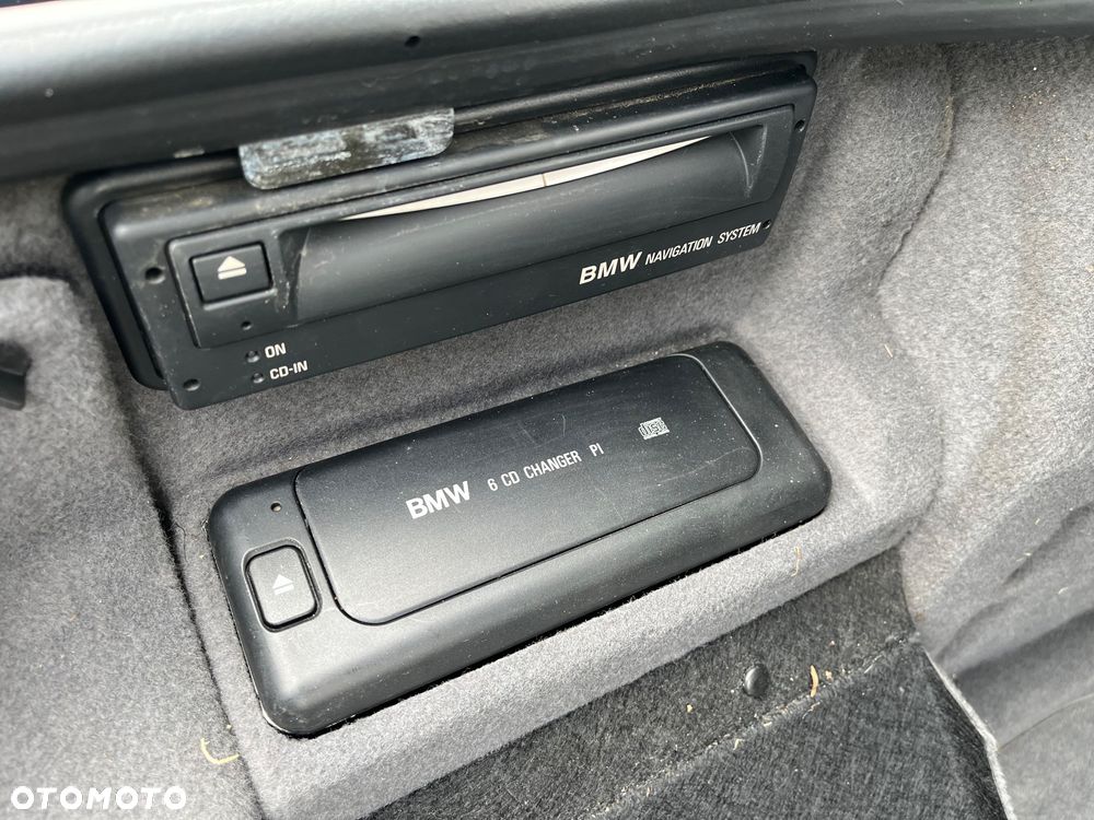 BMW Seria 7 740i - 22