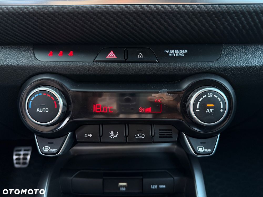 Kia Stonic 1.0 T-GDI MHEV GT Line - 28