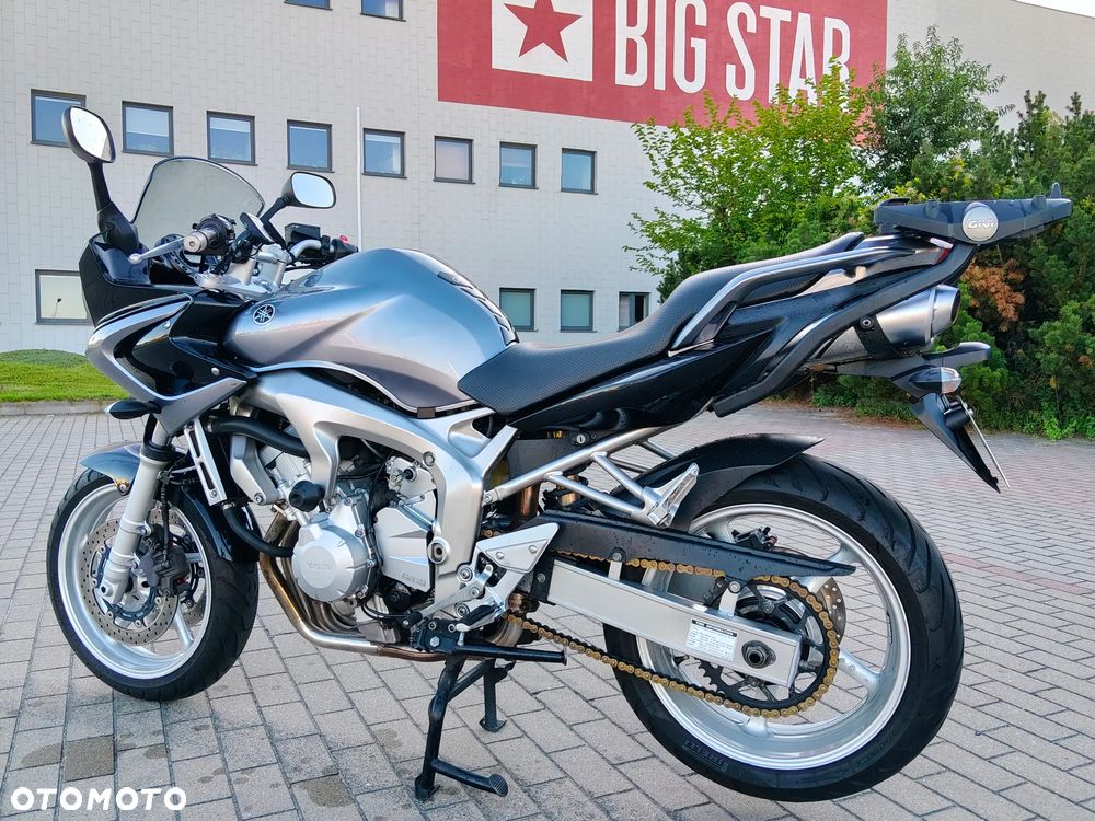Yamaha FZ6 - 5