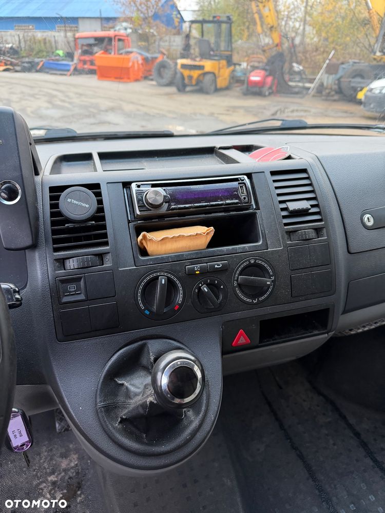 Volkswagen Transporter - 23