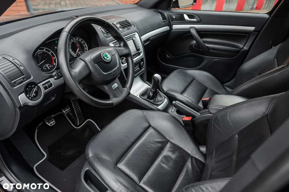 Skoda Octavia 2.0 TFSI RS - 5