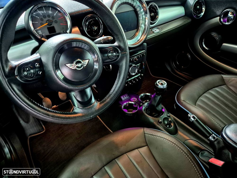 MINI Cabrio - 30
