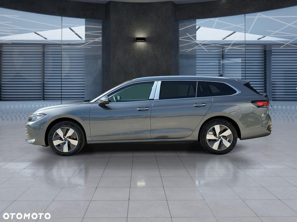 Volkswagen Passat - 12