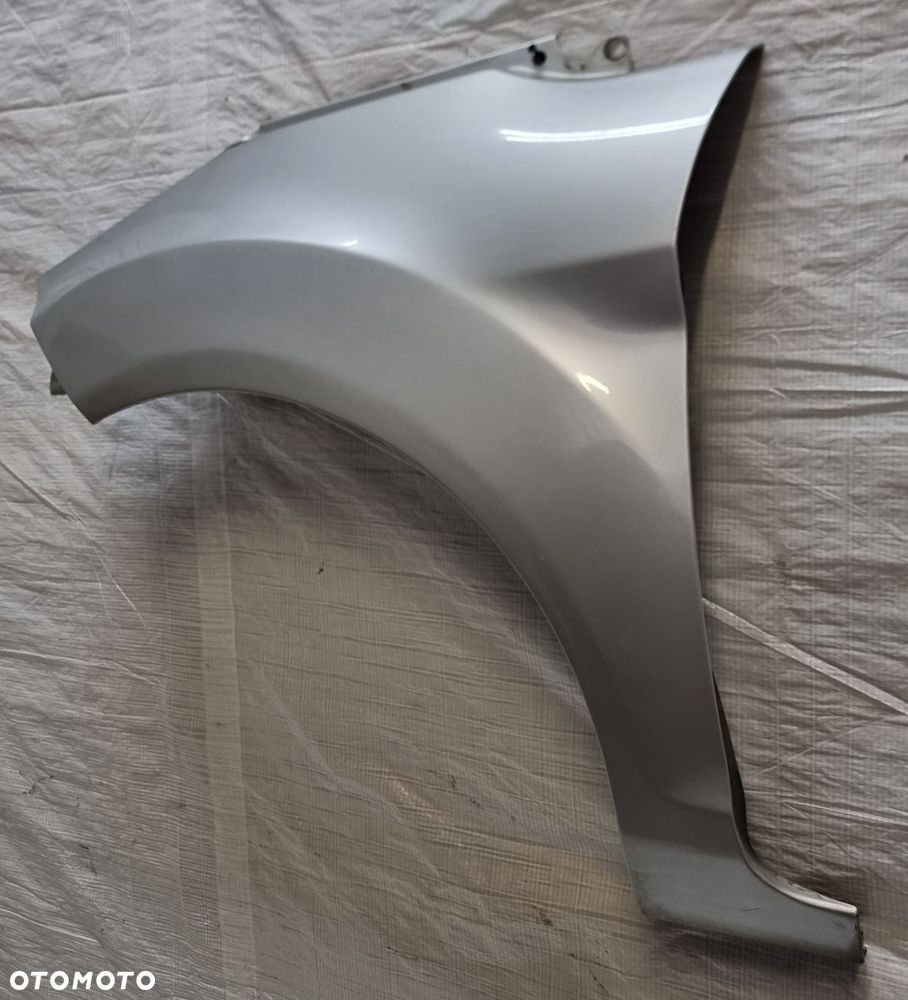 BŁOTNIK LEWY PRZÓD FORD FIESTA VII MK7 KOD LAKIERU G9 - 2