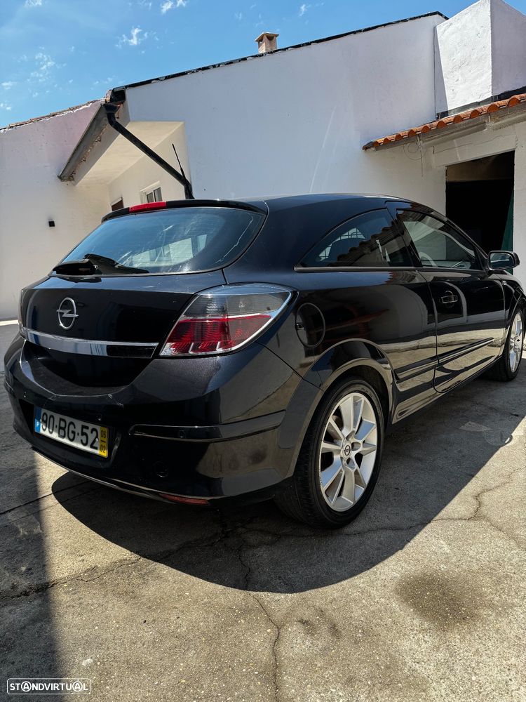 Opel Astra GTC 1.9 CDTI - 2