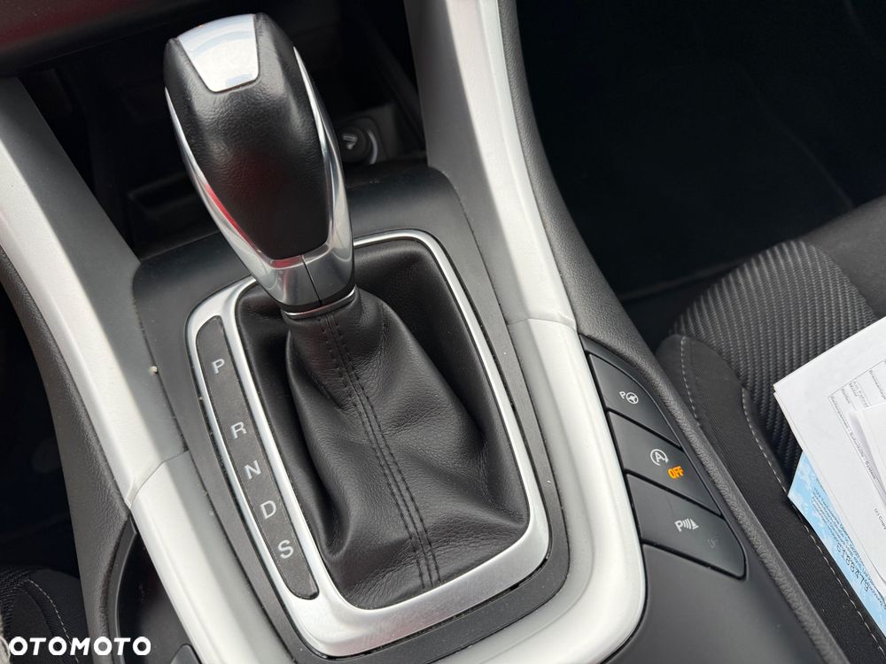 Ford Mondeo - 18