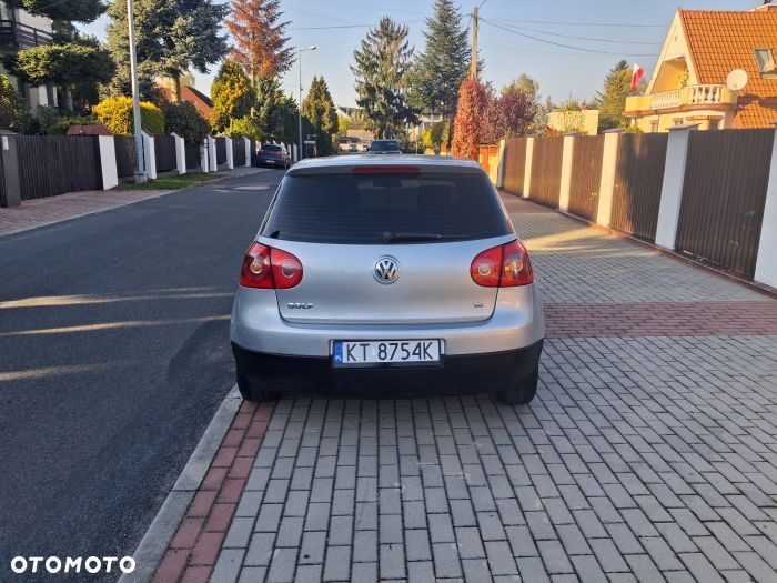 Volkswagen Golf - 4