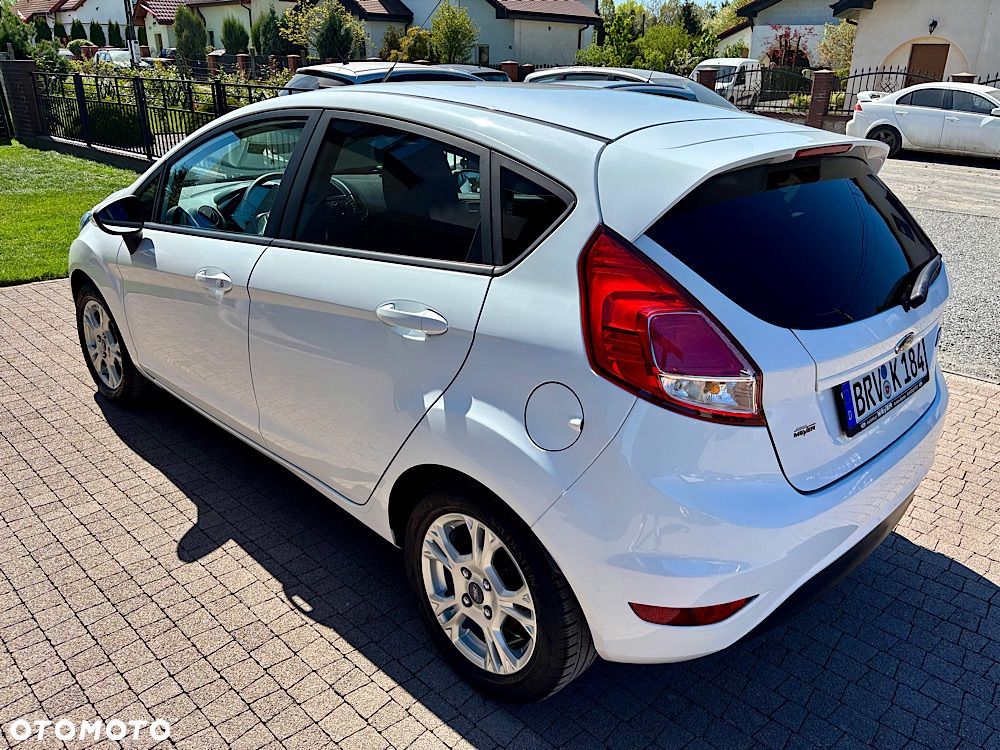 Ford Fiesta 1.25 Titanium - 10