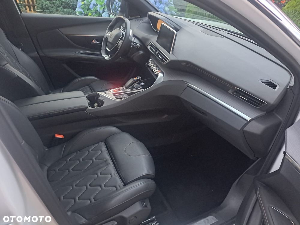 Peugeot 3008 - 8