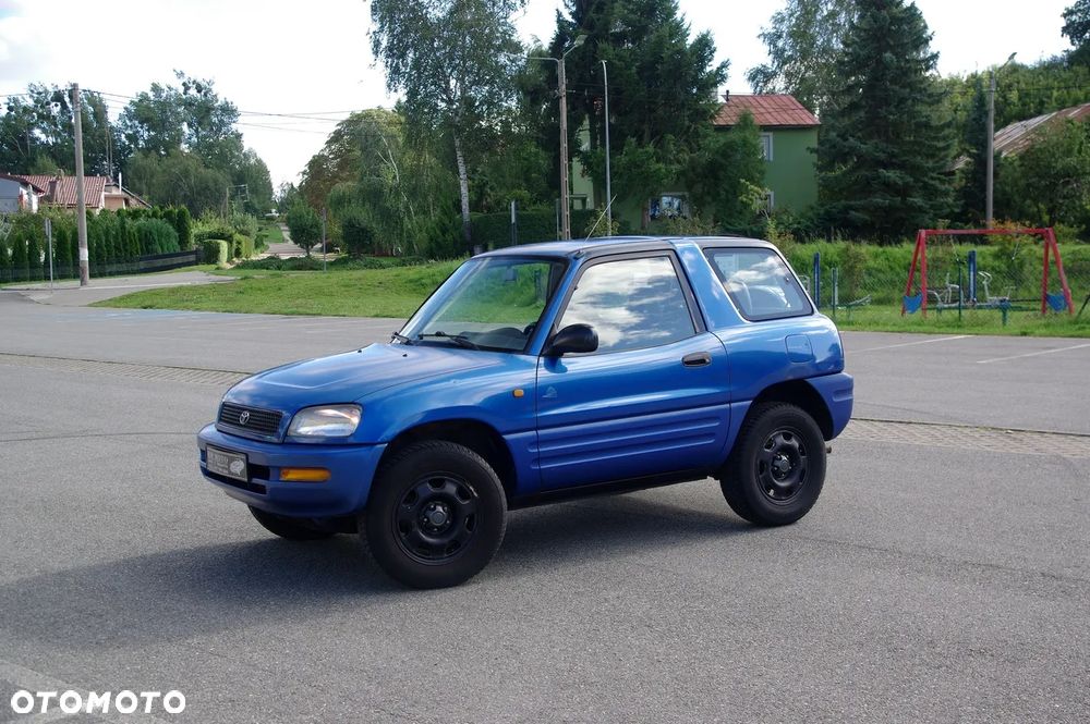 Toyota RAV4 2.0 Special - 12