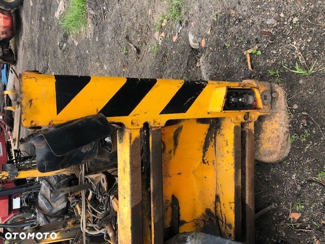JCB 3cx - Siłownik - 4