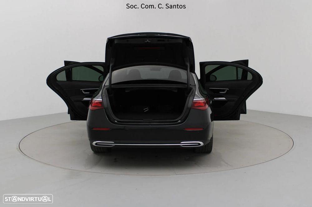 Mercedes-Benz E 300 e Avantgarde - 10