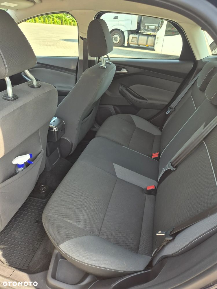 Ford Focus 1.6 TDCi DPF Titanium - 7