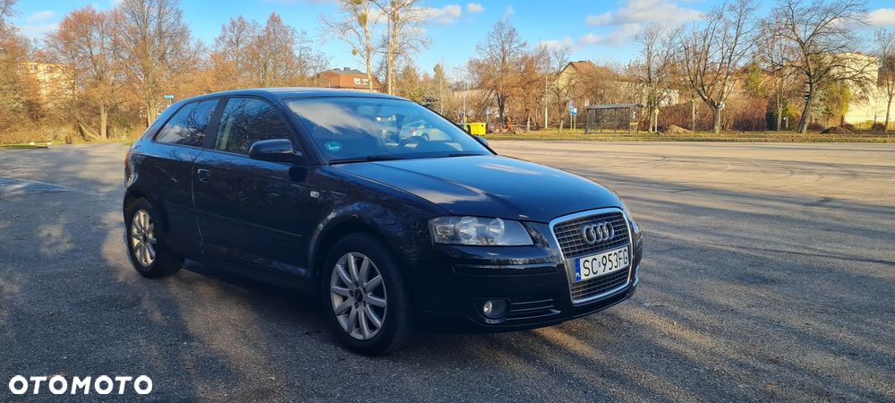 Audi A3 3-drzwiowe 1.6 Ambition - 8