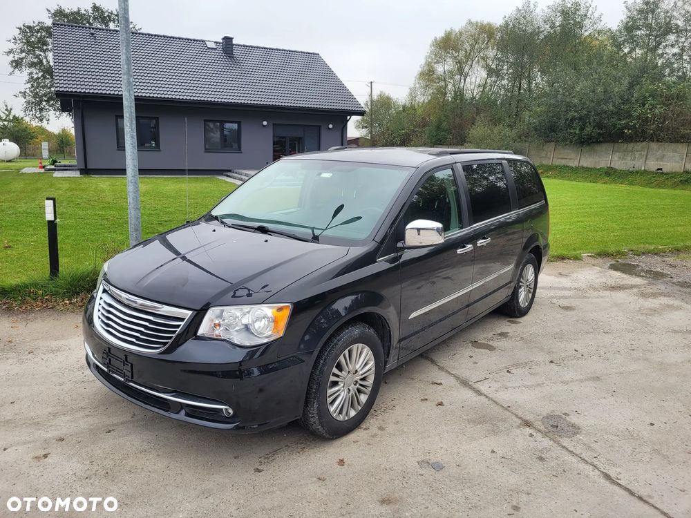 Chrysler Town & Country 3.6 Touring - 2