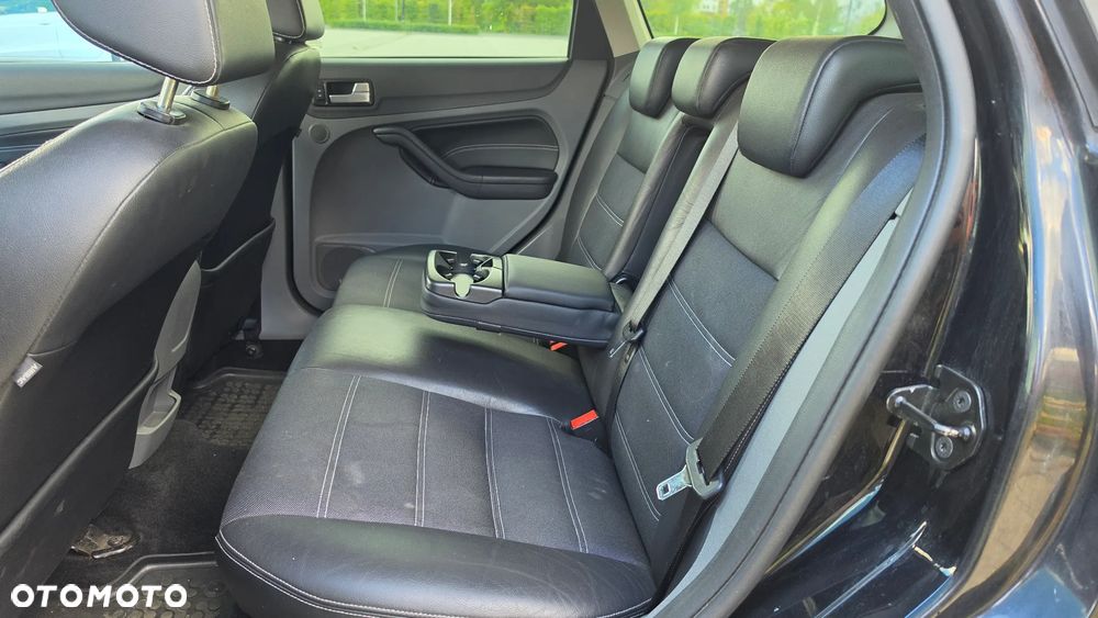 Ford Focus 2.0 Sport - 15