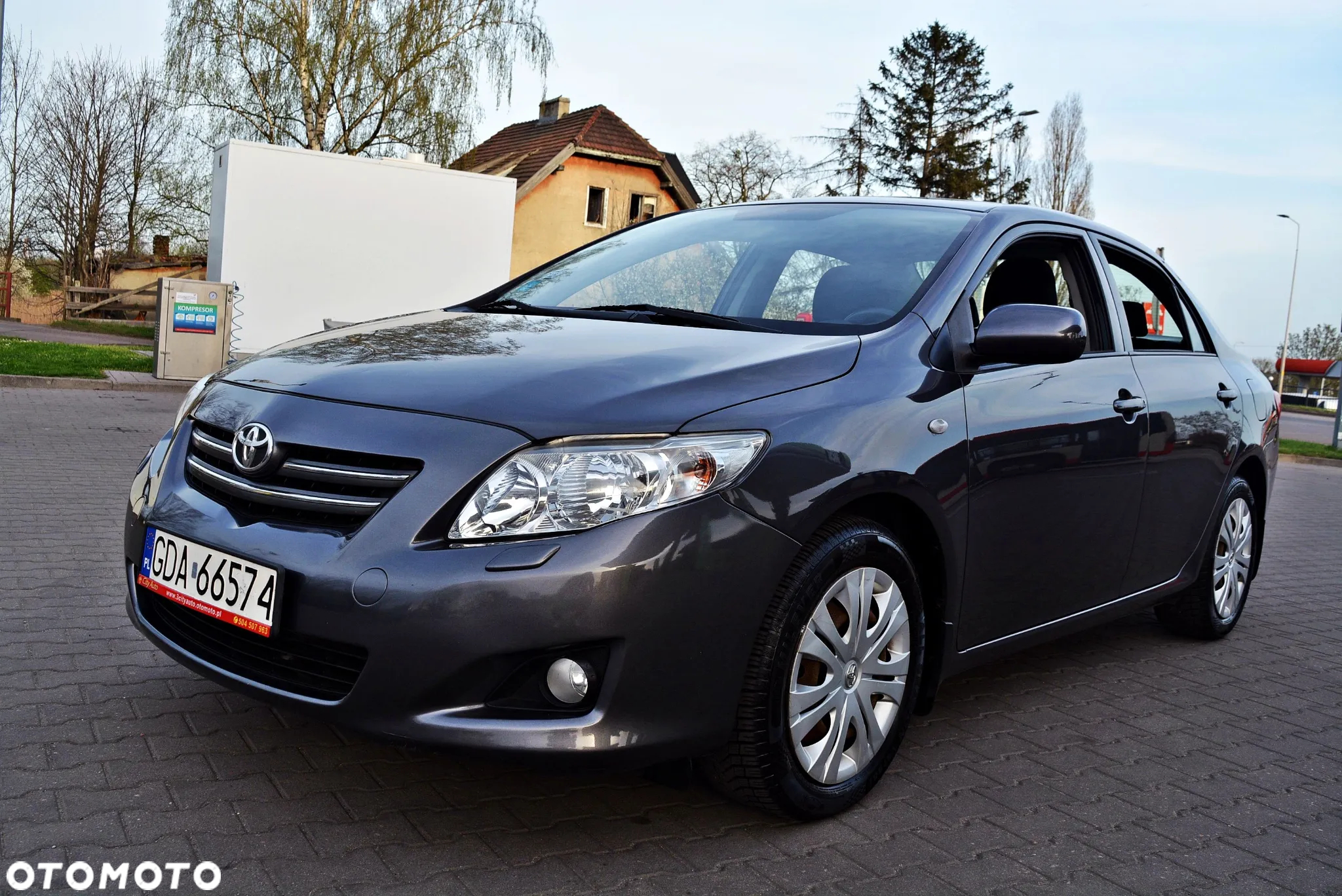 Toyota Corolla 1.6 VVT-i Sol - 10