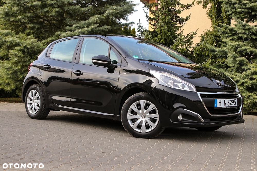 Peugeot 208 - 5