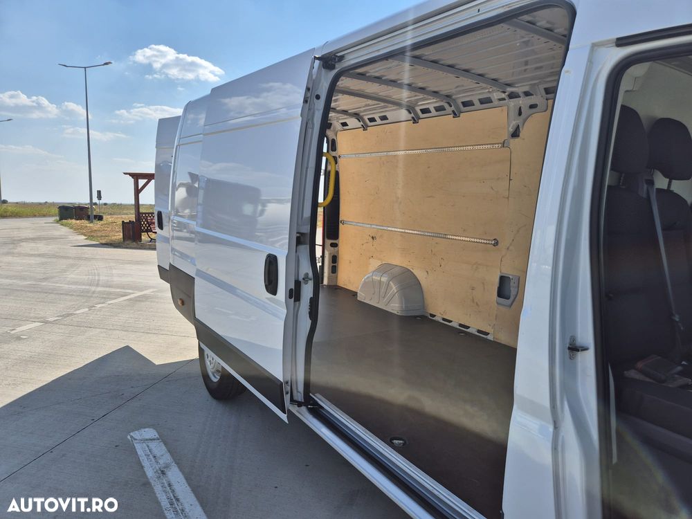 Opel MOVANO - 11
