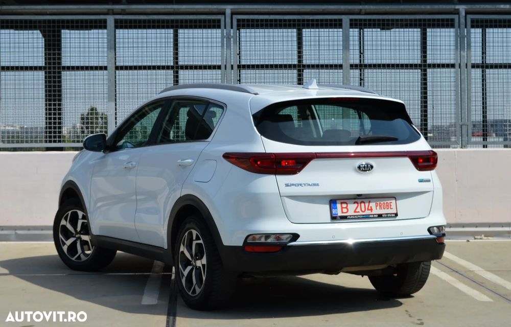 Kia Sportage 1.6 DSL MHEV 7DCT HP 4x2 Style - 4
