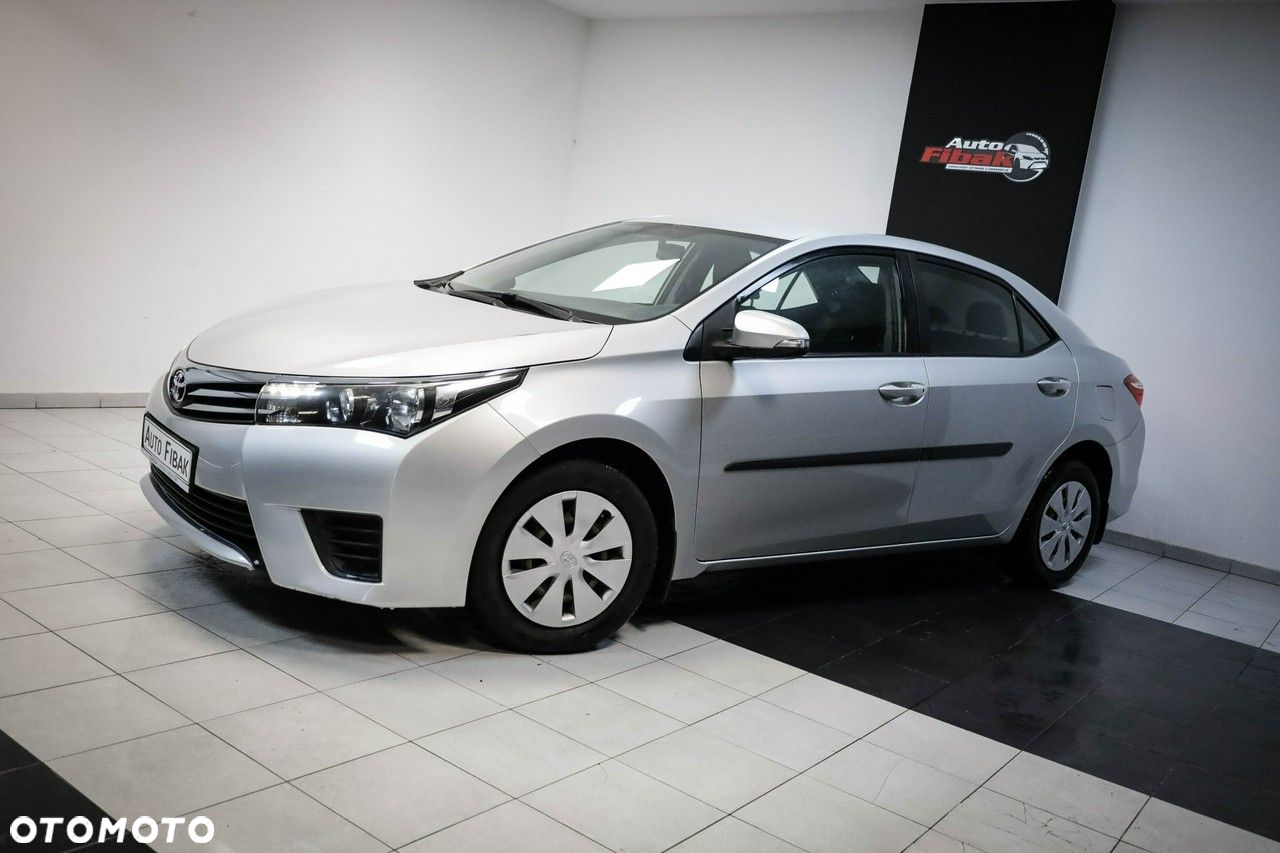 Toyota Corolla - 5
