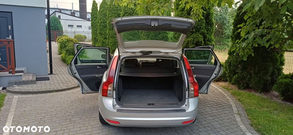 Volvo V50 2.0D DPF Momentum - 14