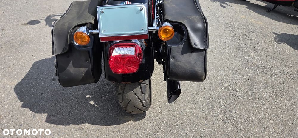 Harley-Davidson Dyna Super Glide - 27