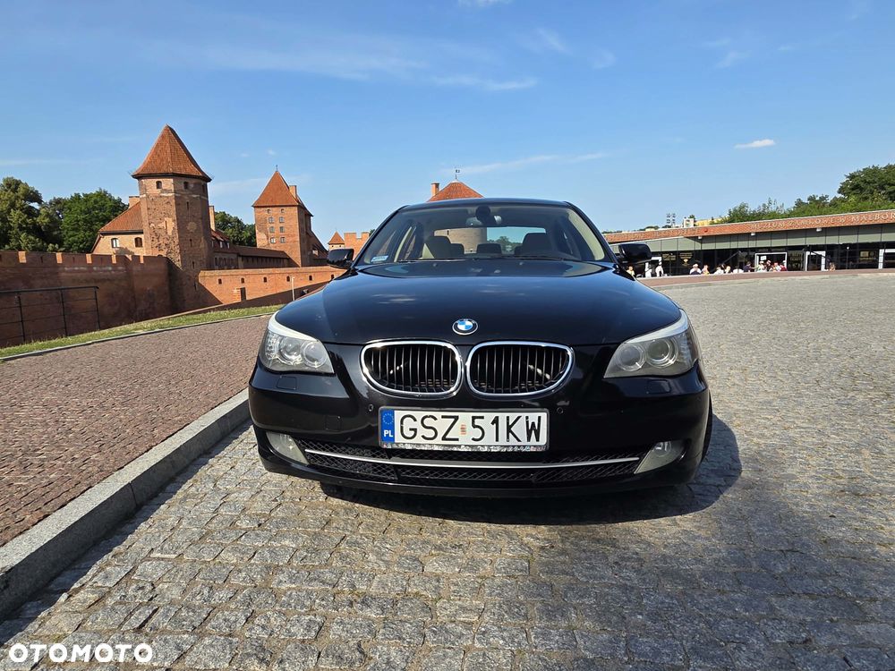 BMW Seria 5 520d - 2
