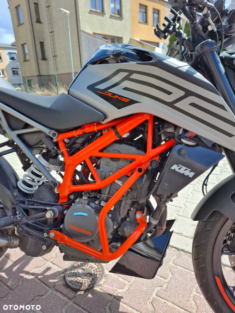 KTM Duke 125 - 8