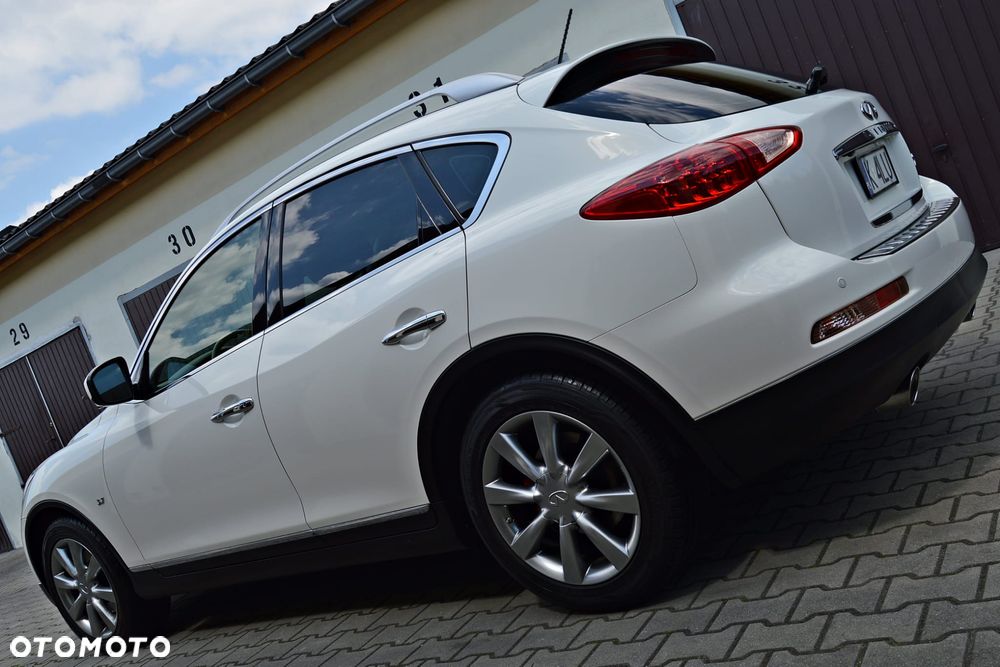 Infiniti QX50 - 6