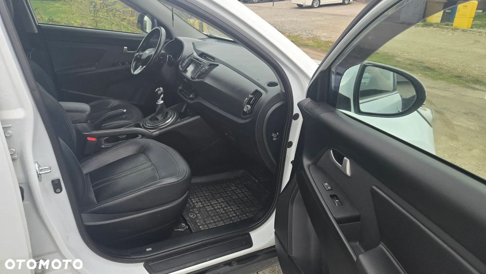 Kia Sportage 2.0 CRDI XL - 6