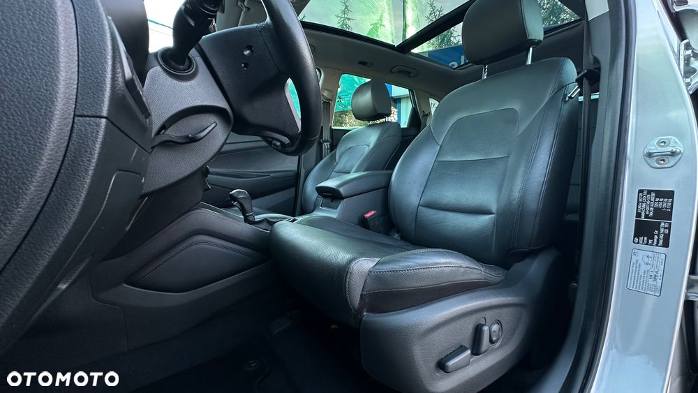 Hyundai Tucson 2.0 CRDI 4WD Automatik Premium - 22