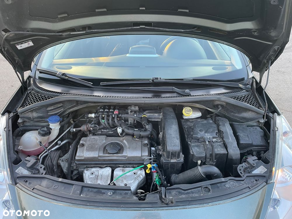 Peugeot 207 1.4 Trendy - 9