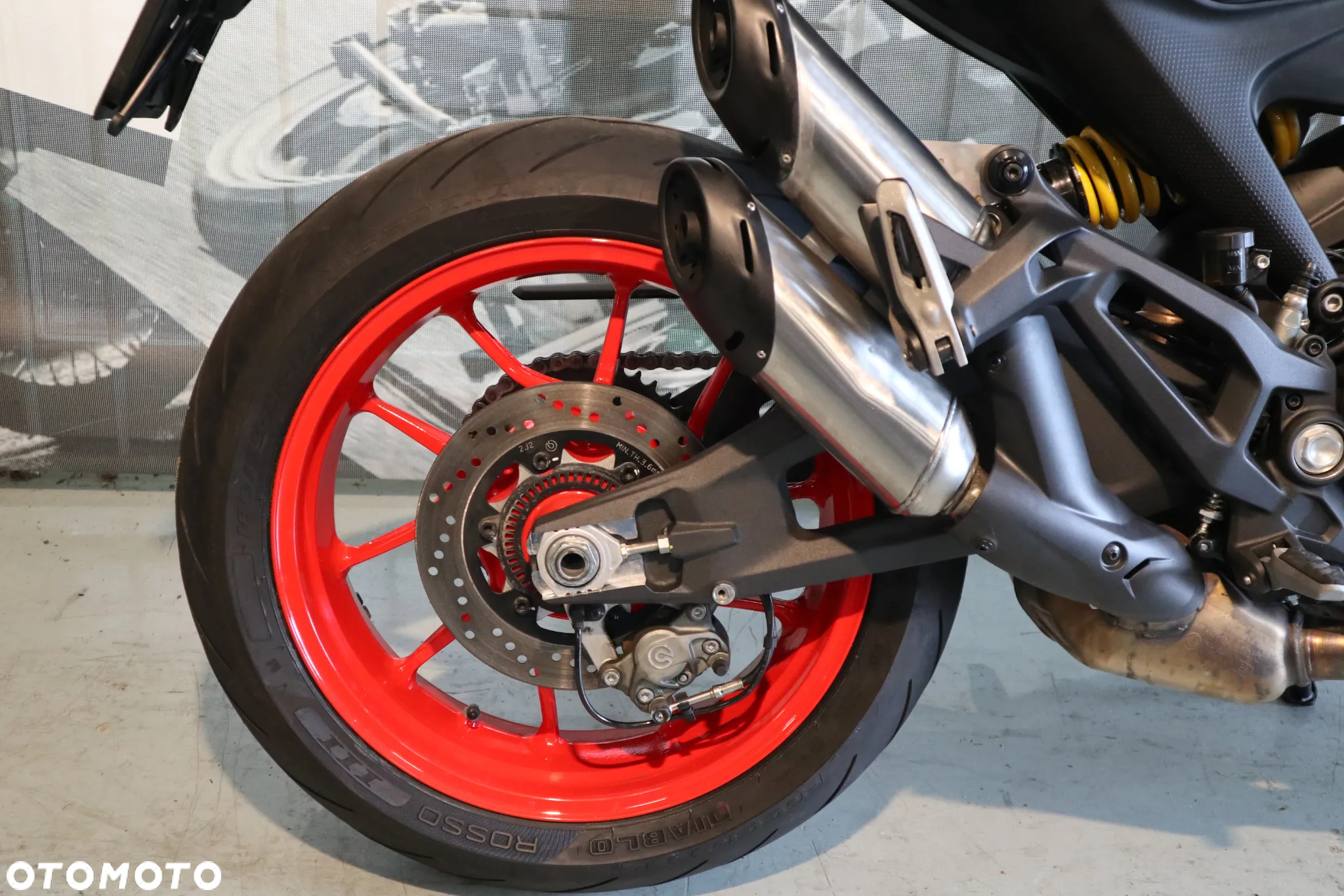 Ducati Monster - 18