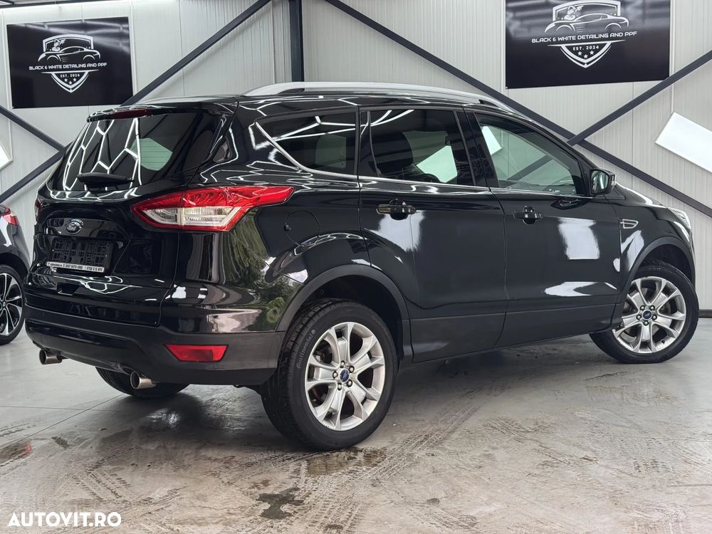 Ford Kuga 2.0 TDCi 4WD Powershift Titanium - 7