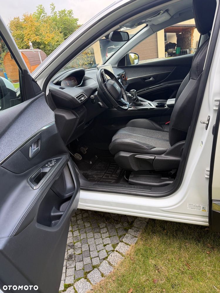 Peugeot 5008 - 13