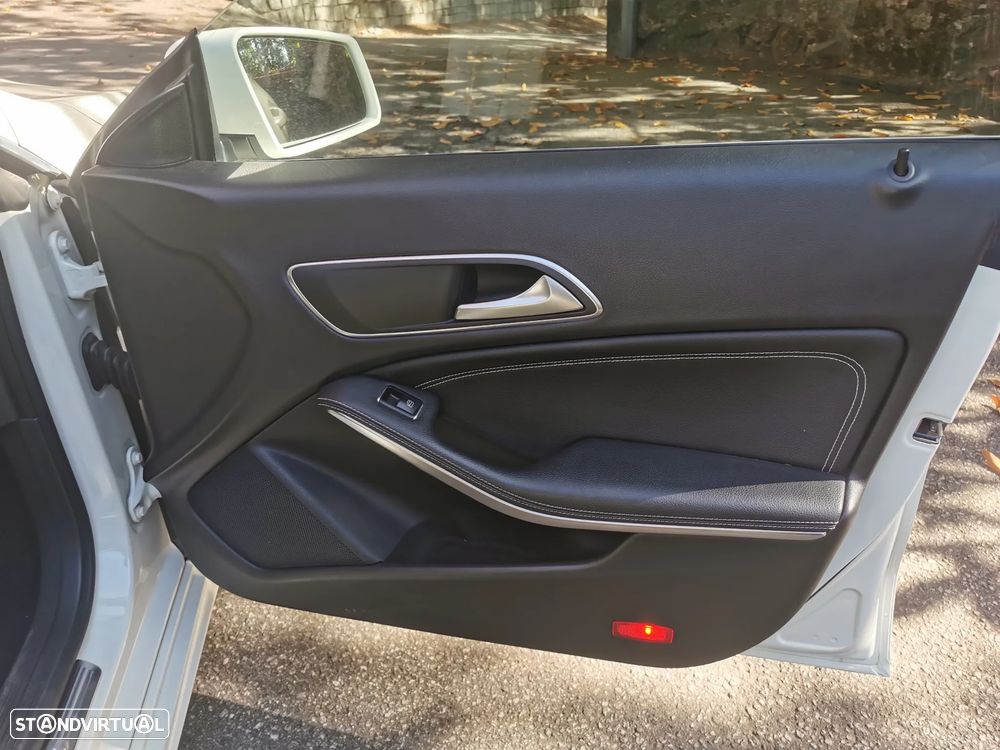 Mercedes-Benz CLA 220 d Shooting Brake Aut. - 14