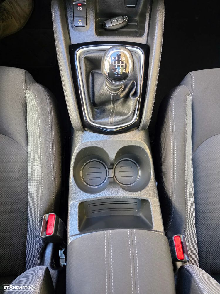 Nissan Qashqai 1.5 dCi N-Connecta Led - 44