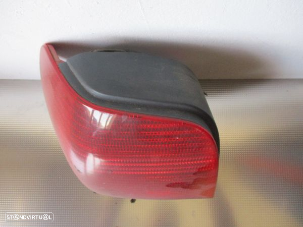 Farolim Esq Volkswagen Polo (6N2) - 2