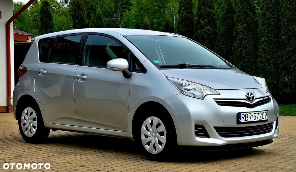 Toyota Verso S - 12