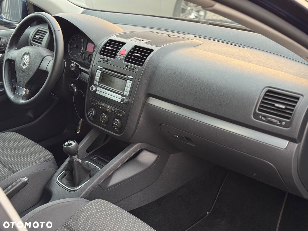 Volkswagen Jetta 1.4 TSI Sportline - 19