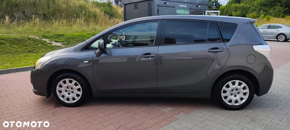 Toyota Verso 1.8 Sol 7os MS - 1